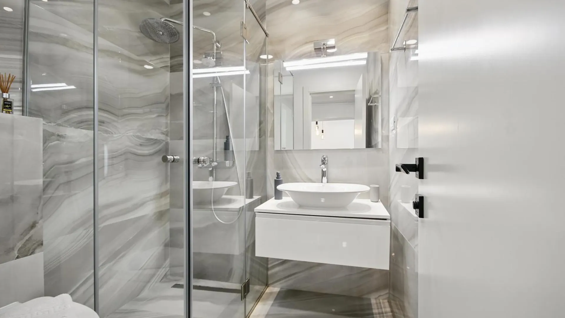 Victoriei Luxury Apartments Bucharest