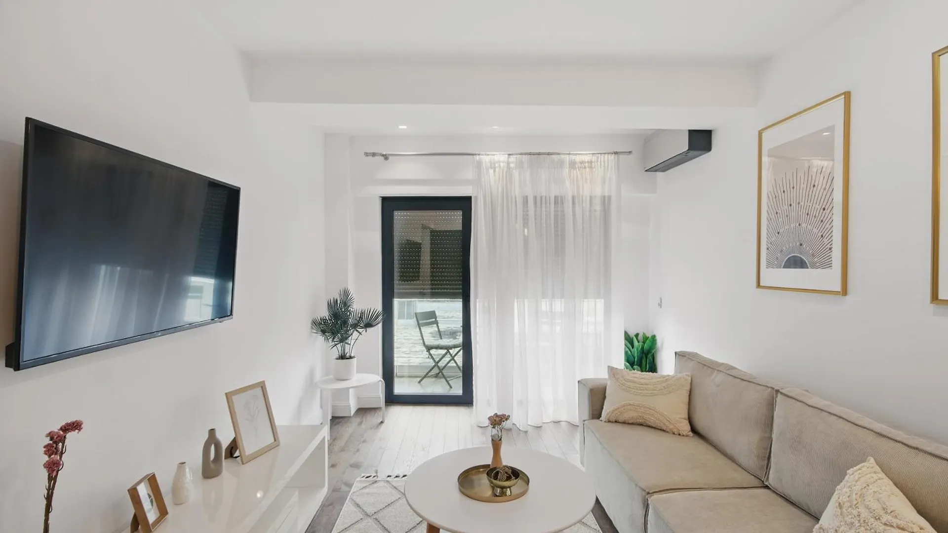 Victoriei Luxury Apartments Bucharest