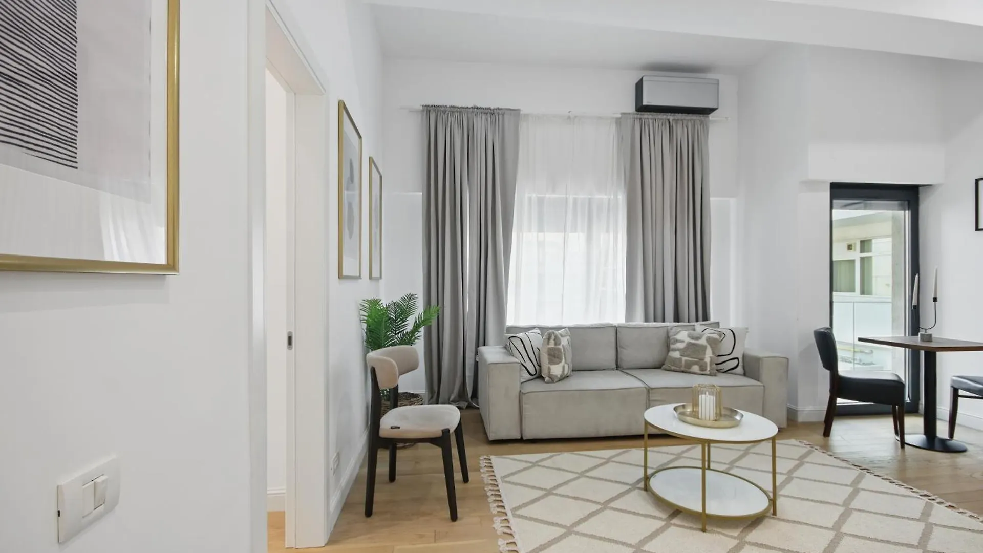 Victoriei Luxury Apartments Bucharest